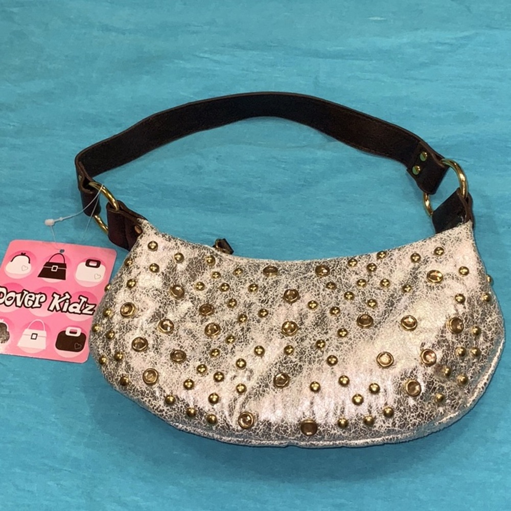 Relisted or bundled NWT